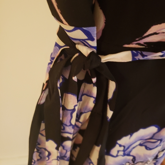 Yumi Kim floral, wrap dress - Picture 5 of 7